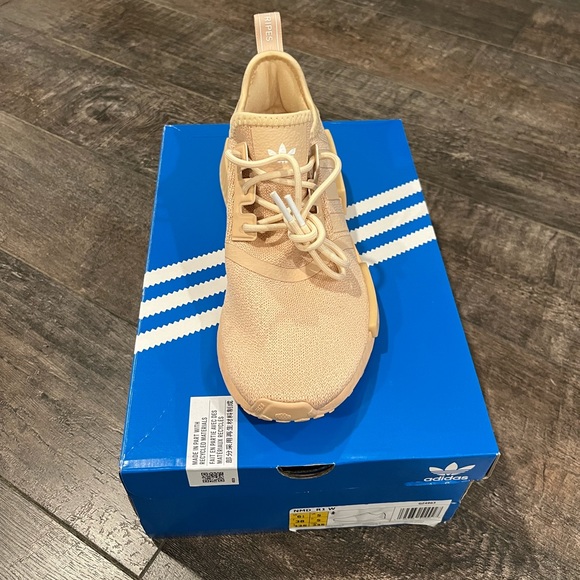 Women’s Runners - Picture 2 of 6